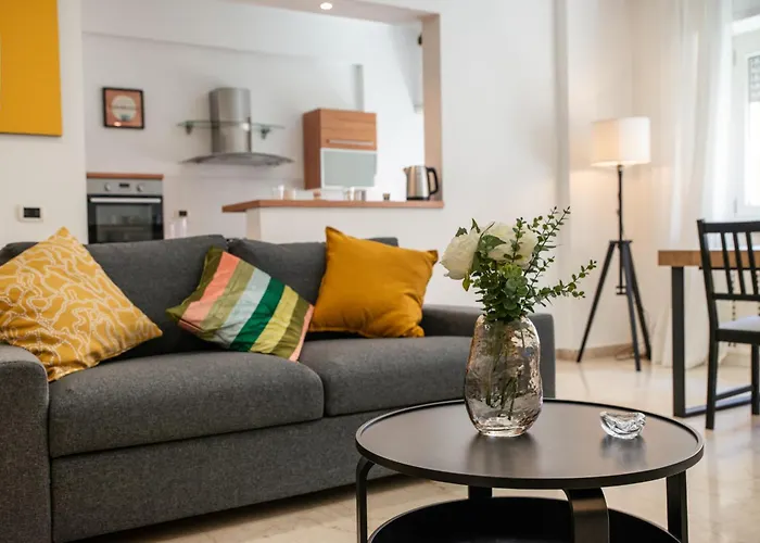 Bernadette - Vaticano Area *