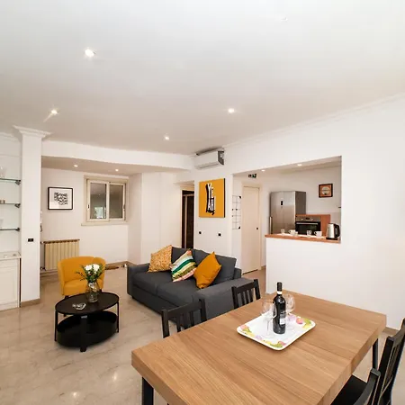 Bernadette - Vaticano Area Apartment